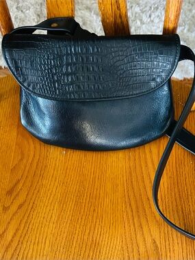 TMom: Dry Creek Vintage Black Fanny Bag
